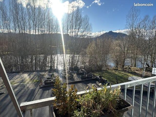 Villa 4 pièces 235 m²