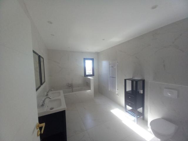 Villa 4 pièces à louer
