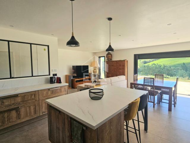 Villa 4 pièces à vendre à Limoux 310 000 euros