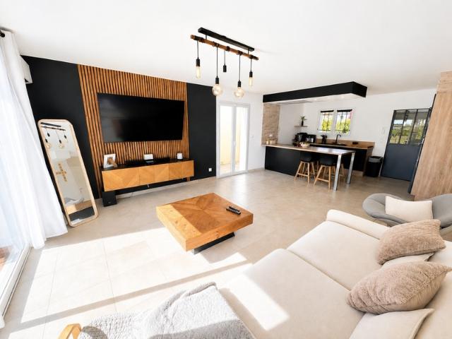 Villa 4 Pièces de plain pied avec vue dégagée sur les champs – Beauvoisin 30
