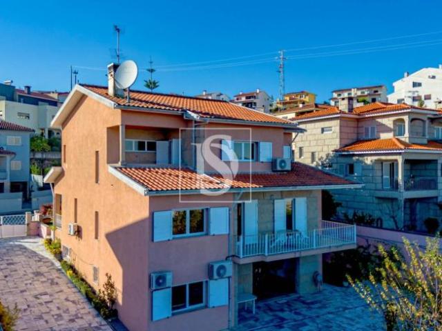villa 4 quarto, Amarante Porto DLS97029568