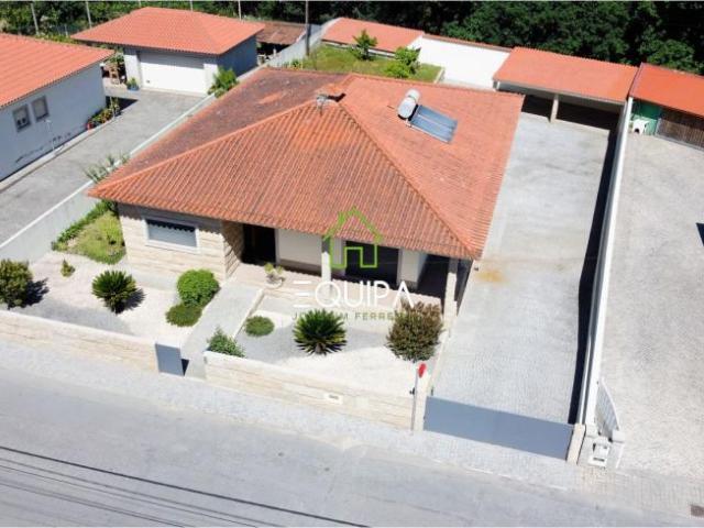 villa 4 quarto, Braga Vizela 4815 DLS101763076
