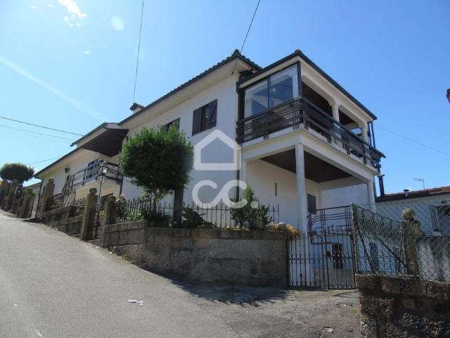 villa 4 quarto, Guimarães Braga DLS82164509