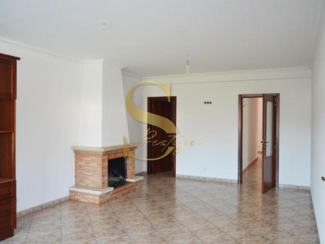villa 4 quarto, Leiria Leiria 2425 DLS99755100