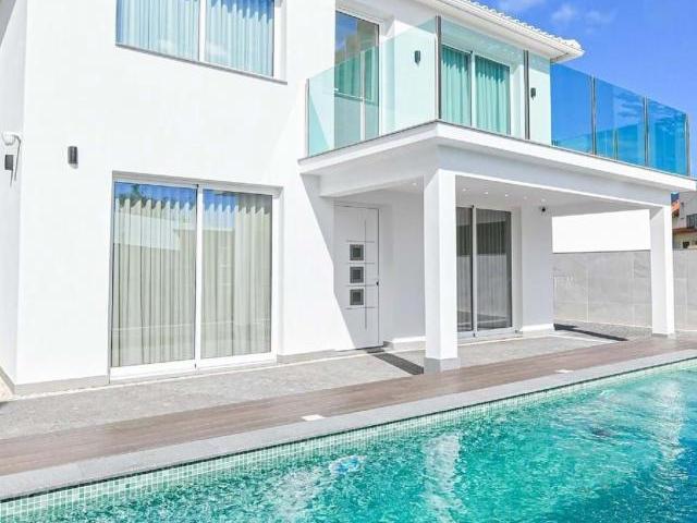 villa 4 quarto, Machico Ilha da Madeira DLS74865448