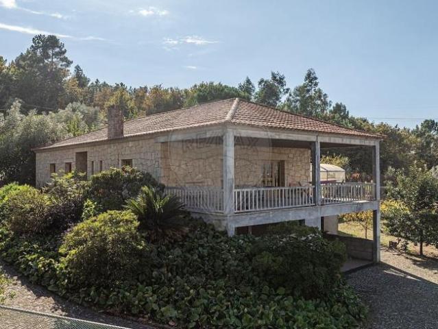 villa 4 quarto, Póvoa de Lanhoso Norte Braga DLS100119586