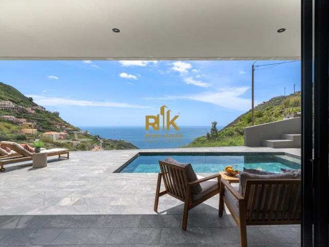 villa 4 quarto, Ribeira Brava Ilha da Madeira DLS97099586