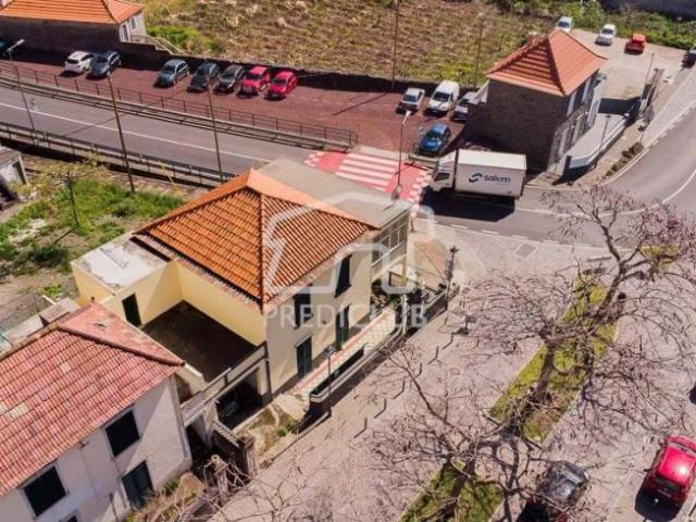 villa 4 quarto, Ribeira Brava Ilha da Madeira DLS100537194