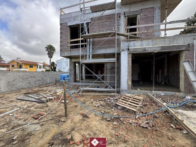 villa 4 quarto, Setúbal Almada 2820 DLS100631547