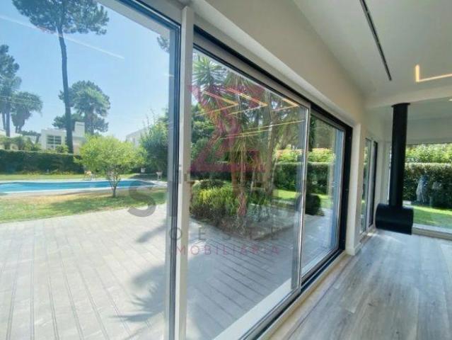 villa 4 quarto, Setúbal Almada 2820 DLS102204007