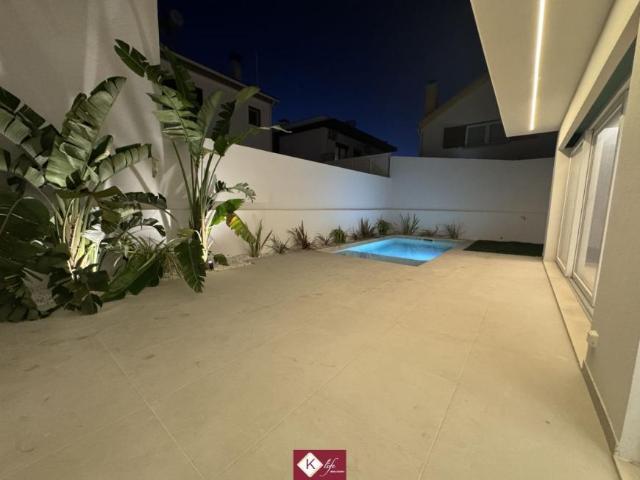 villa 4 quarto, Setúbal Almada 2820 ES100250230