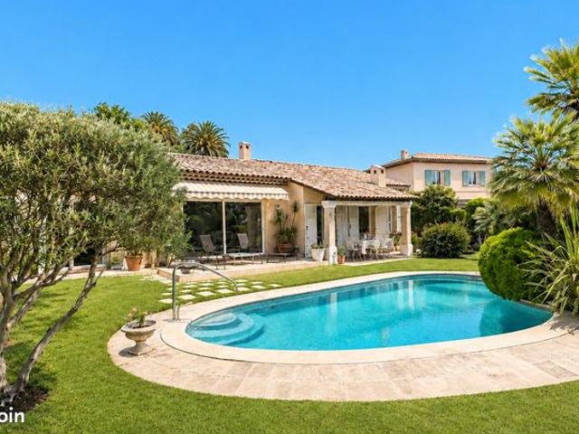 Villa 4 5 pièces avec vue Mer & Piscine