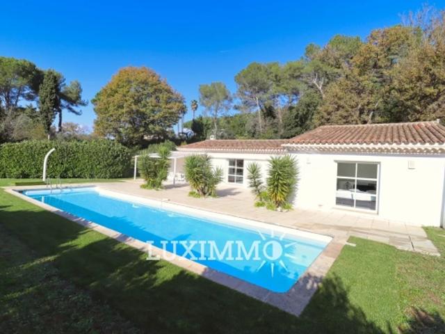 VILLA 4CH PROCHE VILLAGE