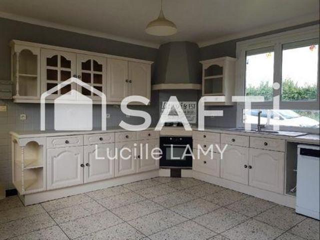 Villa 5 chambres, Gournay En Bray Haute Normandie 76220 DS88594015