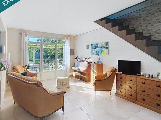 Villa 5 chambres, Saint Pey De Castets Aquitaine 33350 DS88439353