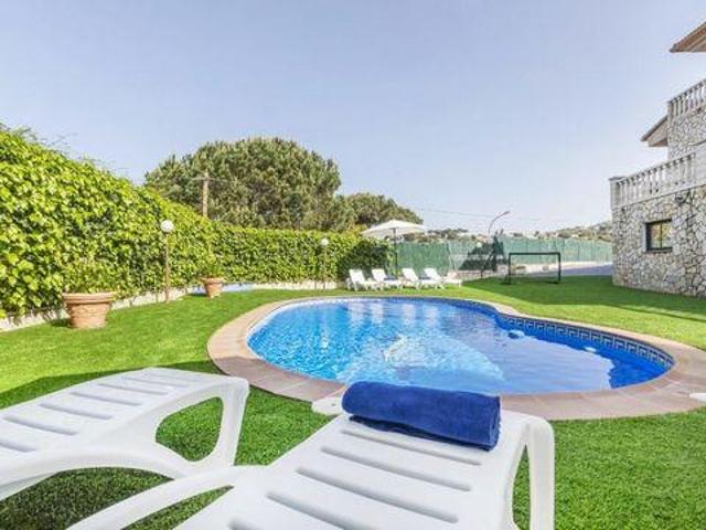Villa 5 Dormitorio Lloret De Mar CataluñaCatalonia ES98303155