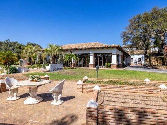 Villa 5 Dormitorio Marbella Andalucía ES98303696