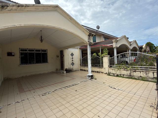 Villa 5 Double Storey Terrace