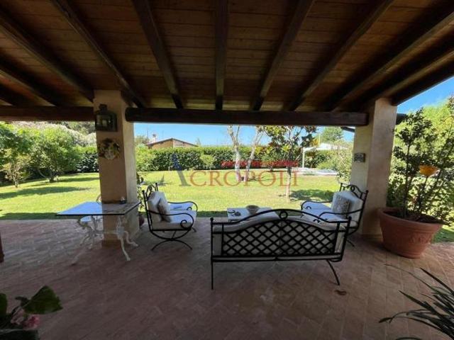 Villa 5 locali Rif. 2538