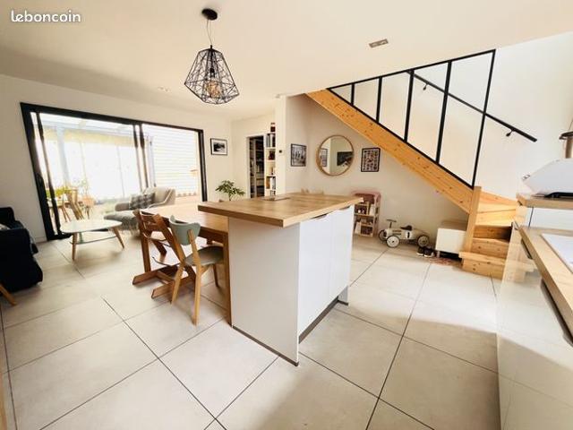 Villa 5 pièces 80 m²