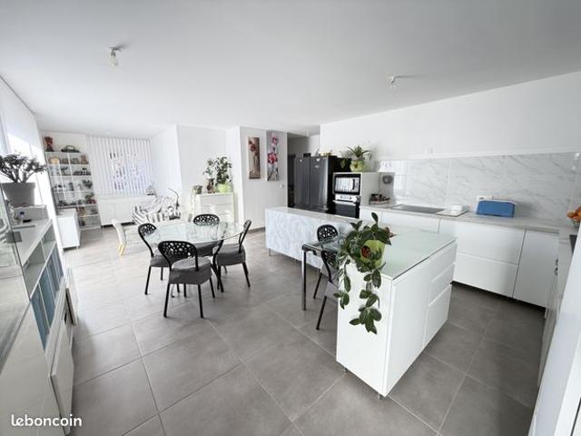 Villa 5 pièces 84 m²