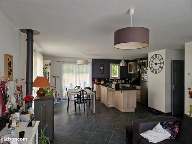 Villa 5 pièces 85 m²