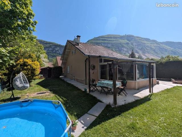 Villa 5 pièces 96 m²
