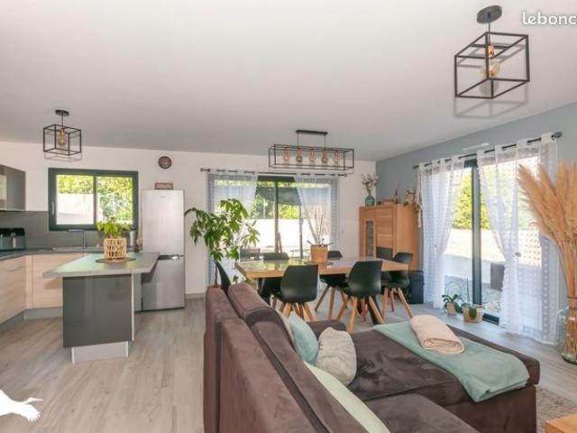 Villa 5 pièces 98 m²