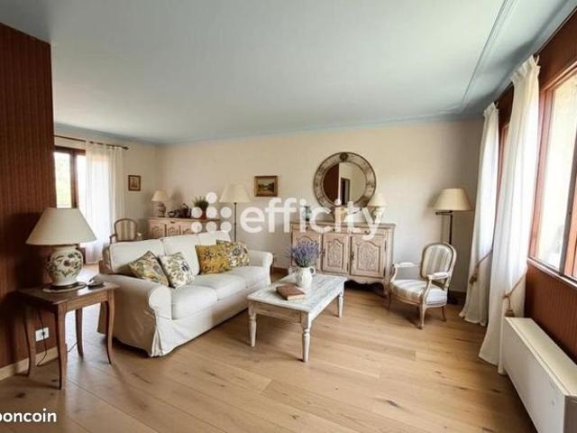 Villa 5 pièces 100 m²