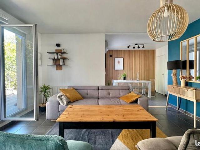 Villa 5 pièces 100 m²