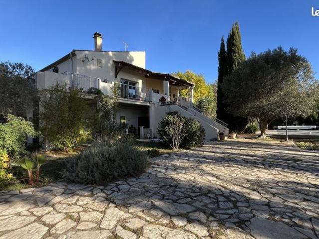 Villa 5 pièces 100 m²