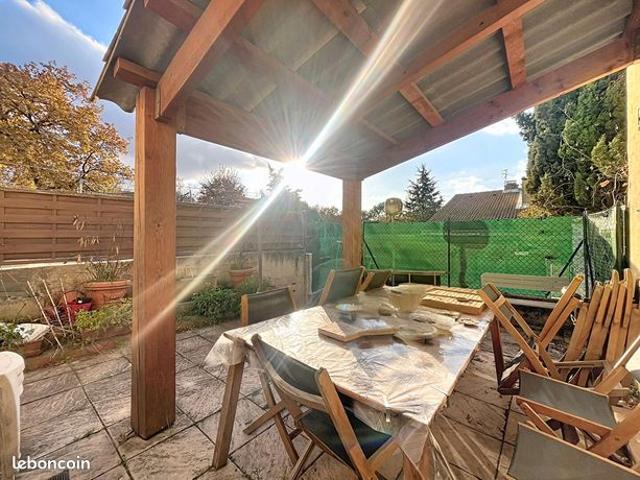 Villa 5 pièces 100 m²
