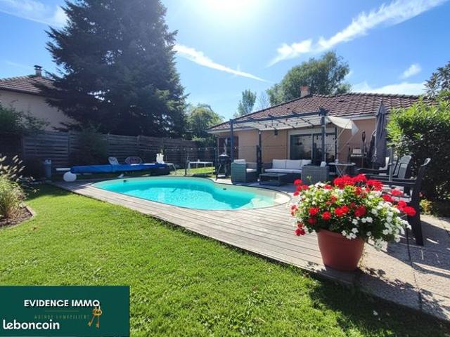 Villa 5 pièces 102 m²
