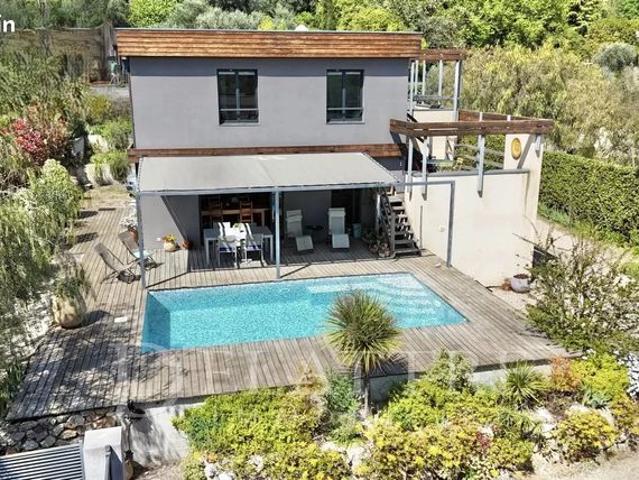 Villa 5 pièces 102 m²