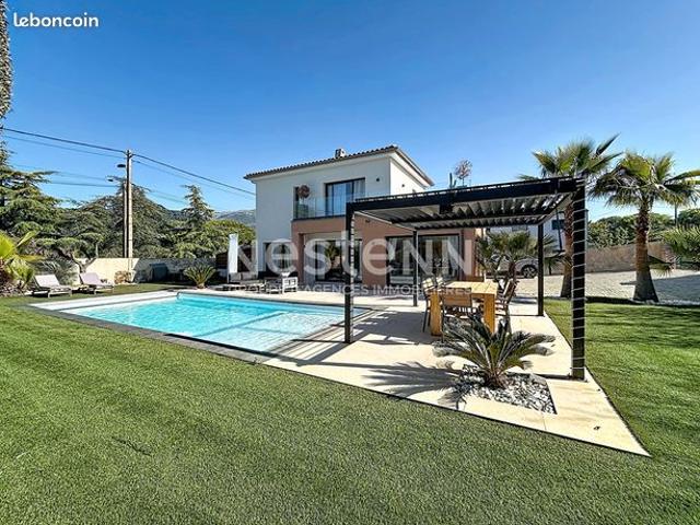 Villa 5 pièces 102 m²