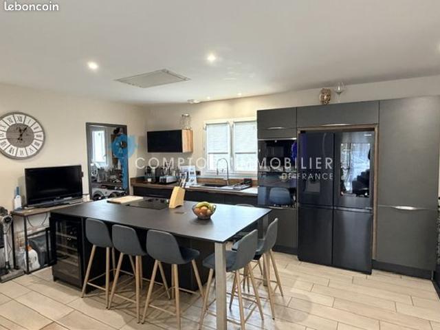 Villa 5 pièces 103 m²