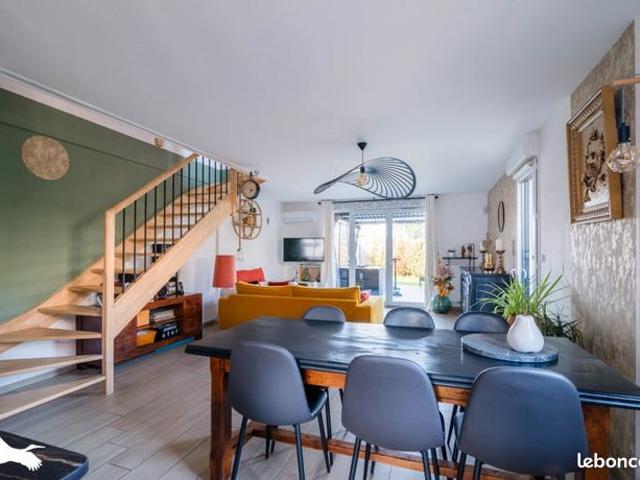 Villa 5 pièces 104 m²