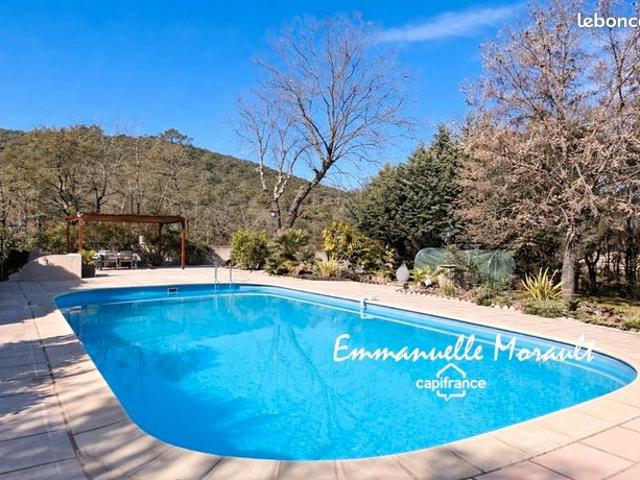 Villa 5 pièces 105 m²