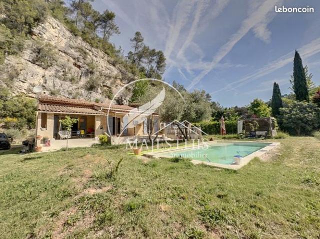 Villa 5 pièces 105 m²