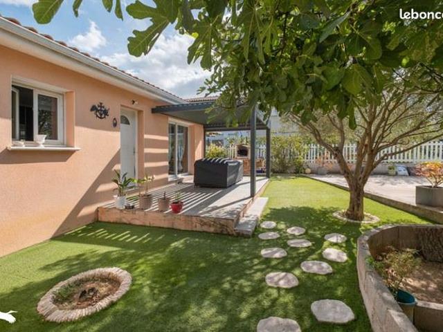 Villa 5 pièces 105 m²
