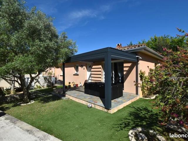 Villa 5 pièces 105 m²