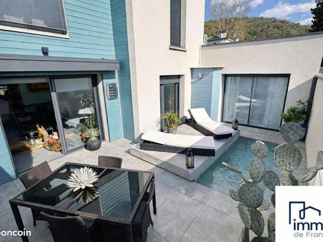 Villa 5 pièces 105 m²
