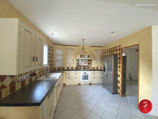 Villa 5 pièces 105 m²