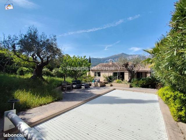 Villa 5 pièces 106 m²