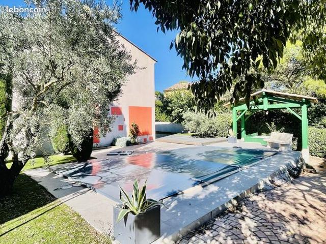 Villa 5 pièces 109 m²