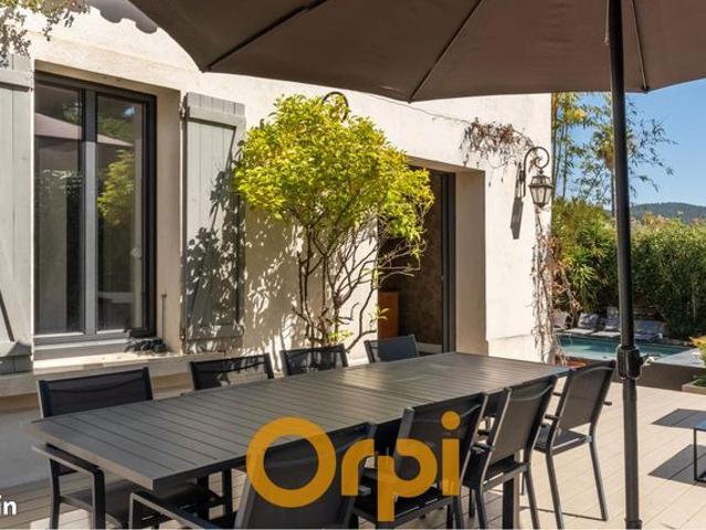 Villa 5 pièces 110 m²