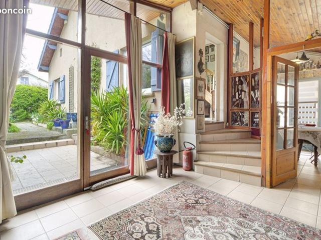 Villa 5 pièces 110 m²