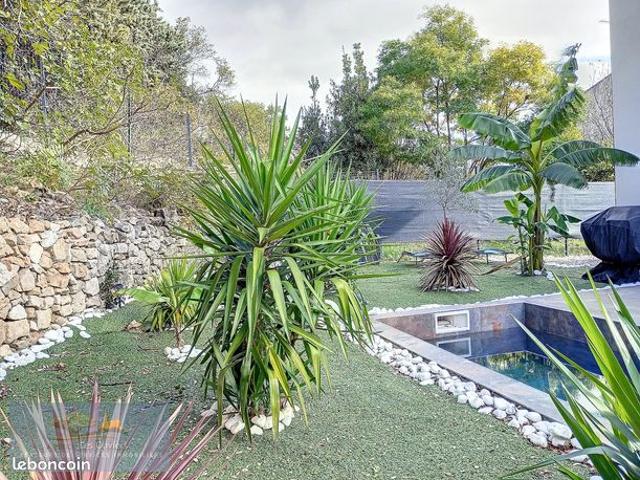 Villa 5 pièces 110 m²