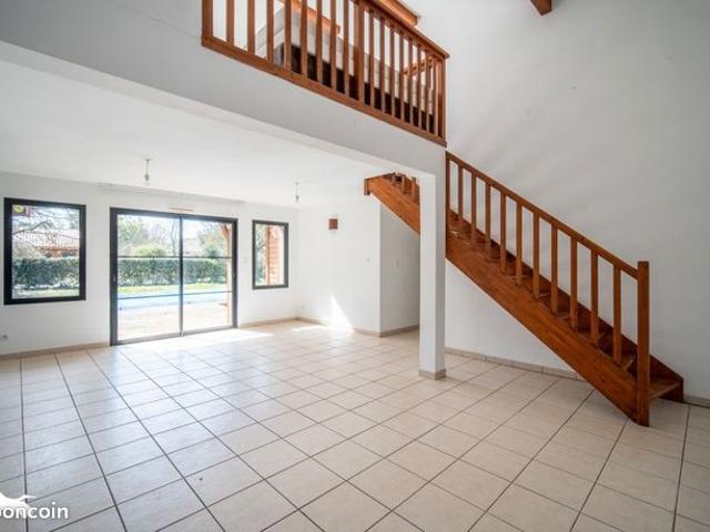 Villa 5 pièces 111 m²