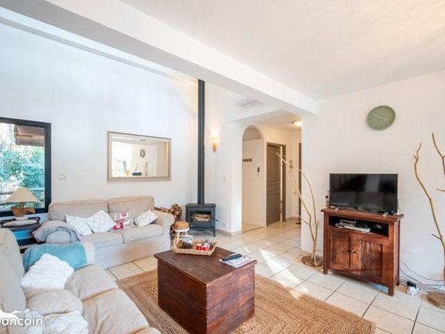 Villa 5 pièces 112 m²